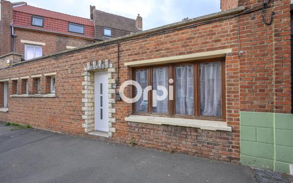 Maison à vendre    2 pièces •  Hazebrouck