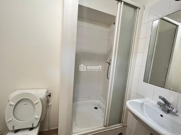Location Appartement 4 pièces 98 m² - Paris 75003