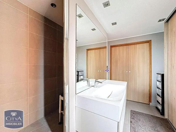 Appartement à vendre 4 pièces 168.51m²