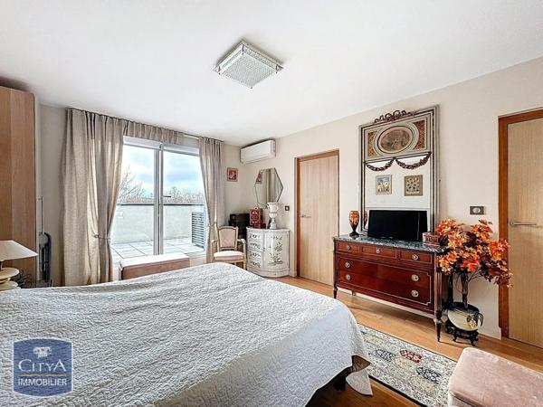 Appartement à vendre 4 pièces 168.51m²