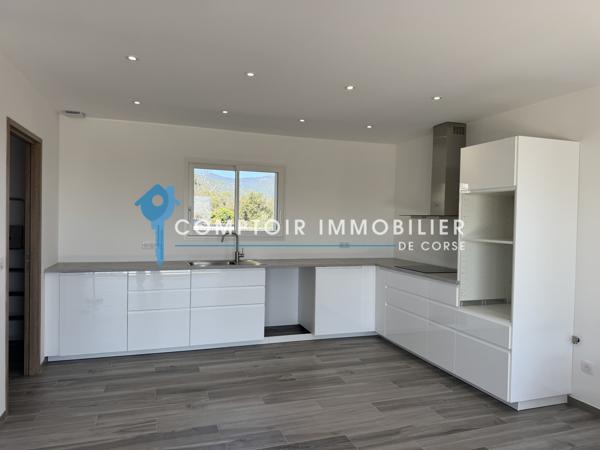 Maison
                                                                                                                                                                                                                                                                                                                        4 pièce(s)                                                                                                                                                                                                          3 chambre(s)                                                                                                                                                                                                          112.56  m²