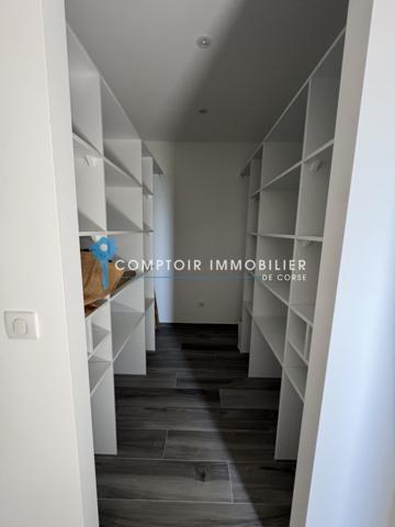 Maison
                                                                                                                                                                                                                                                                                                                        4 pièce(s)                                                                                                                                                                                                          3 chambre(s)                                                                                                                                                                                                          112.56  m²