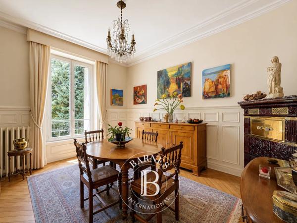 Fontenay-sous-Bois, Hôtel particulier 5 Chambres -  269 m² à vendre