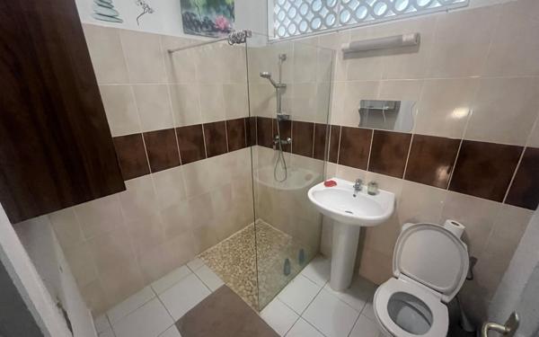 Maison à vendre    4 pièces •  Macouria