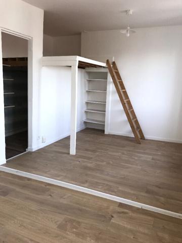 APPARTEMENT - STUDIO - 17m² - IVRY SUR SEINE