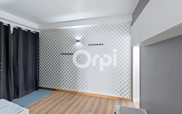 Appartement à vendre    5 pièces • 170,60 m2 Toulon