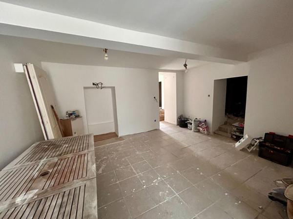 A vendre, appartement T2 bis, en rez-de-chaussée avec jardin privatif quartier du TOULON à PERIGUEUX 24000