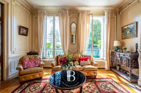 Asnières-sur-Seine, Maison 6 Chambres -  211 m² à vendre