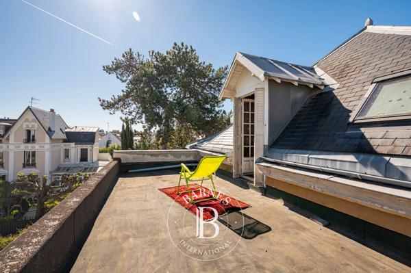 Asnières-sur-Seine, Maison 6 Chambres -  211 m² à vendre
