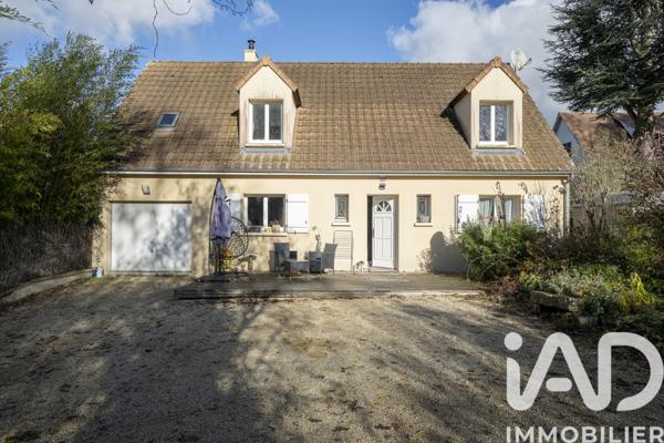Maison à vendre 7 pièces 156 m² Auneau-Bleury-Saint-Symphorien