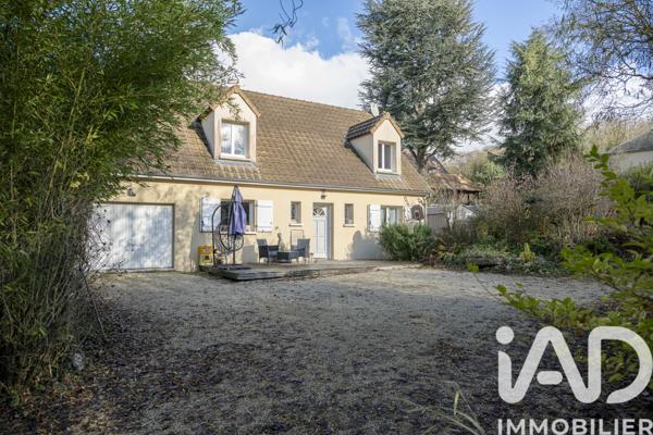 Maison à vendre 7 pièces 156 m² Auneau-Bleury-Saint-Symphorien