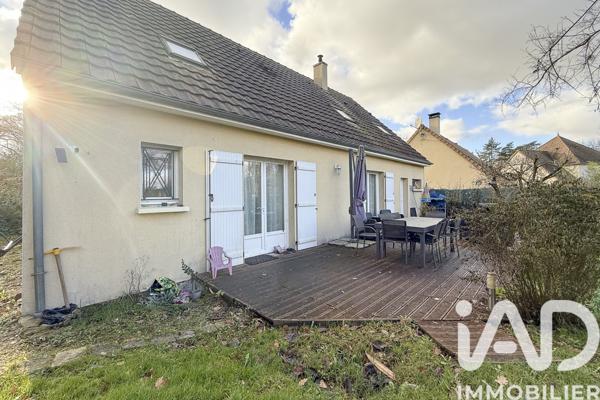 Maison à vendre 7 pièces 156 m² Auneau-Bleury-Saint-Symphorien