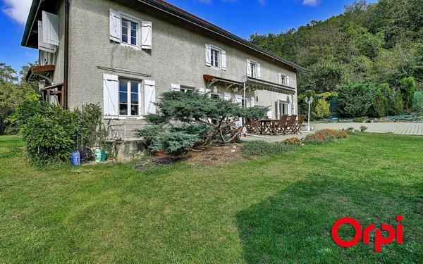 Maison à vendre    5 pièces •  Morestel