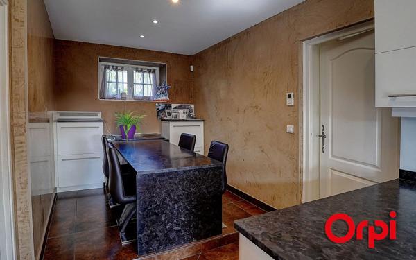 Maison à vendre    5 pièces •  Morestel