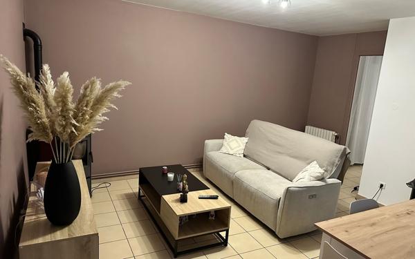 Appartement à louer    2 pièces •  Morestel