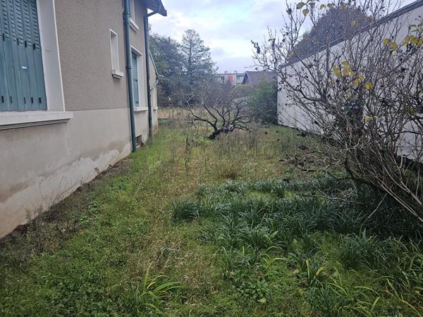 Exclusivité Guy Hoquet Miribel -Maison à fort potentiel au centre de Miribel