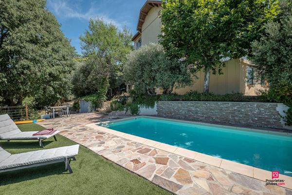 Maison Aubagne 6 pièce(s) 196 m2 Piscine & Jardin Méditerranéen