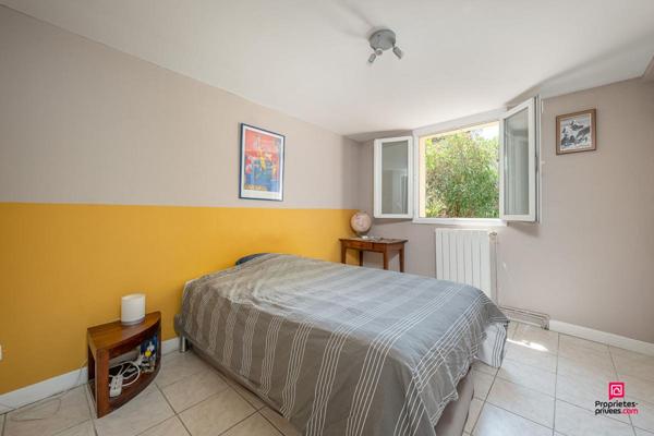 Maison Aubagne 6 pièce(s) 196 m2 Piscine & Jardin Méditerranéen