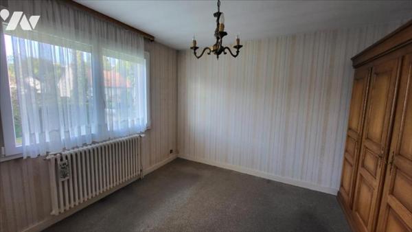 SELONCOURT, maison cinq pièces avec grenier aménageable sur 9a 57ca.