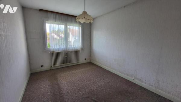 SELONCOURT, maison cinq pièces avec grenier aménageable sur 9a 57ca.