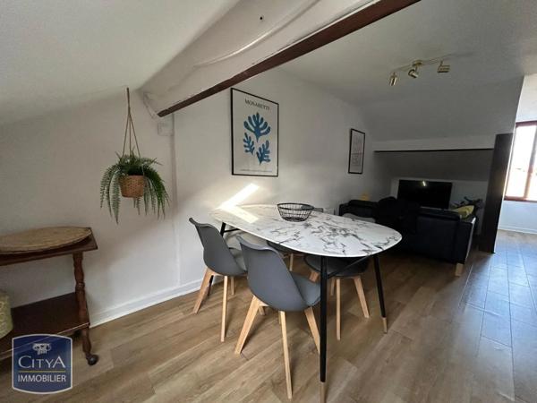 Appartement à louer 3 pièces 54m²