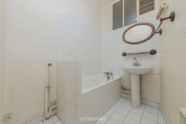 Appartement de 4 pièces / 60.94 m² - SAINT MANDE (94) Quartier Notre Dame - proche Bois de Vincennes - Fort potentiel - A rénover