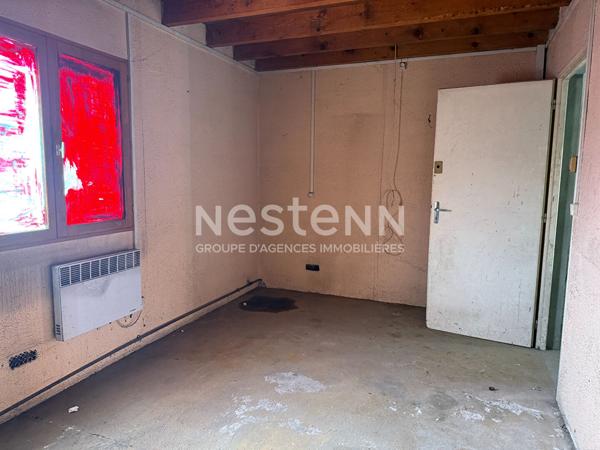 A louer entrepôt 70m2  à Pessac proche centre