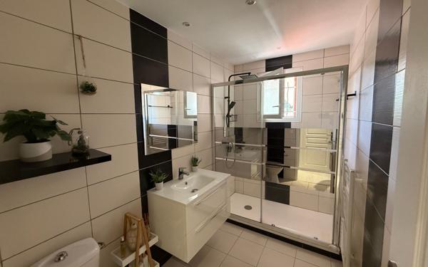 Maison à vendre    5 pièces •  Vienne