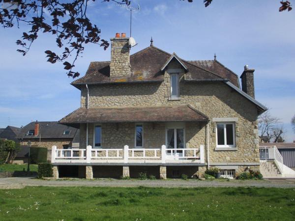 Maison à vendre à Fougères en Ille-et-Vilaine (35300), ref : 11737/765