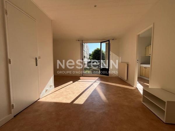 Appartement à vendre sur la commune de L'Isle-Adam, en plein centre-ville - Studio de 35 m²