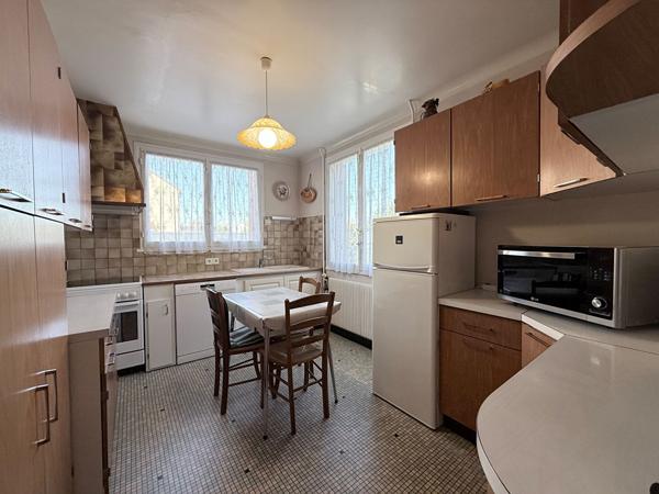 Maison de plain-pied 3 chambres avec hangar de 60 m² ? Chelles
