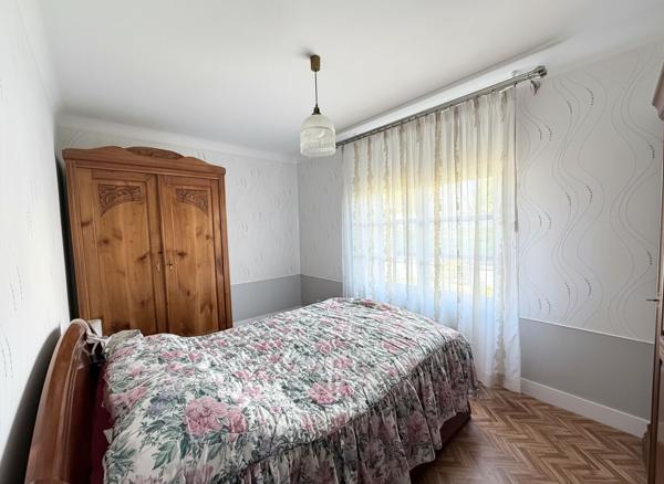 Maison de plain-pied 3 chambres avec hangar de 60 m² ? Chelles