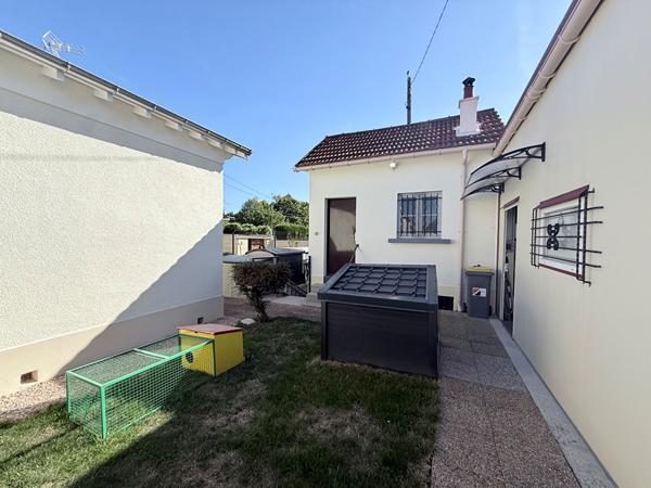 Maison de plain-pied 3 chambres avec hangar de 60 m² ? Chelles