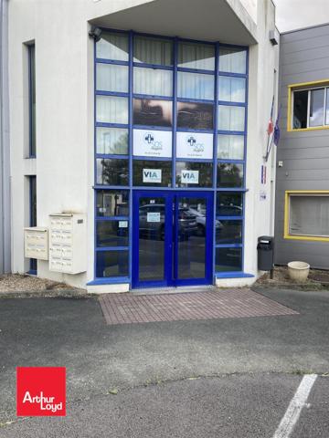 Bureau à louer à LE COUDRAY 28630
