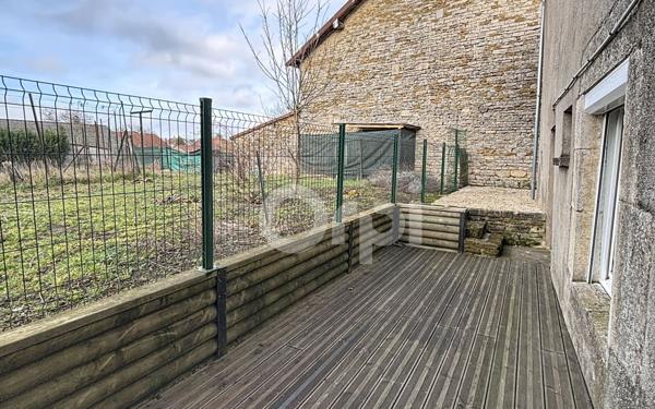 Maison à vendre    4 pièces •  Is-en-Bassigny