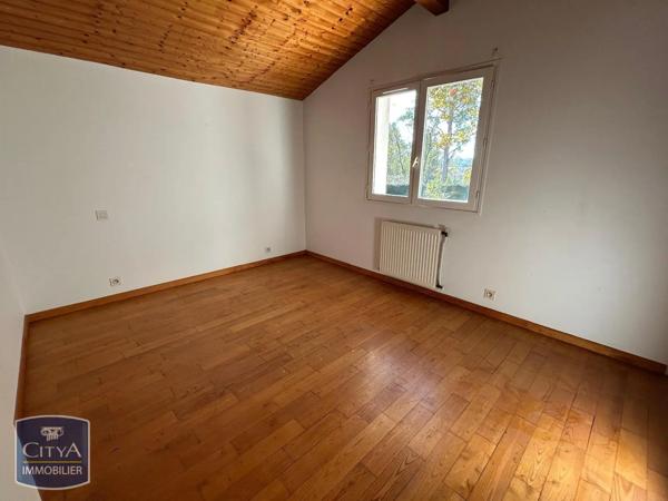 Maison à louer 6 pièces 154.9m²