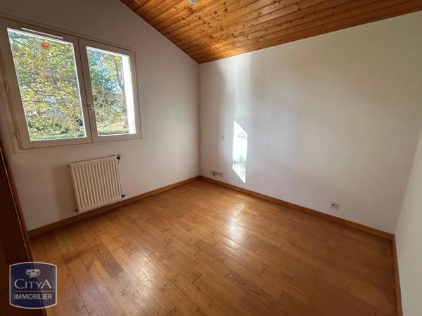 Maison à louer 6 pièces 154.9m²