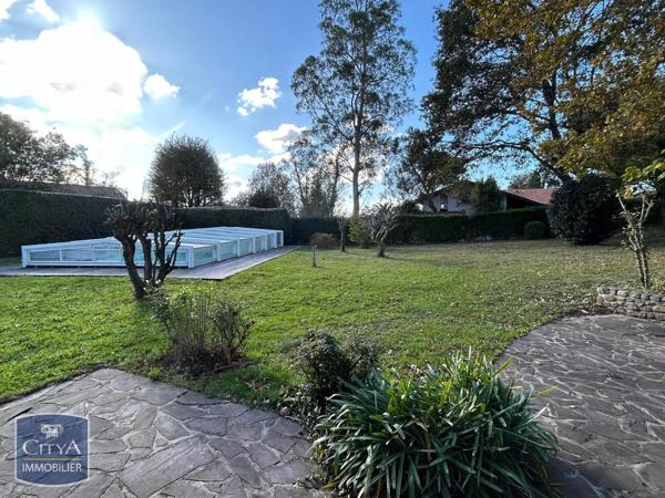 Maison à louer 6 pièces 154.9m²