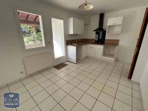 Maison à louer 6 pièces 154.9m²