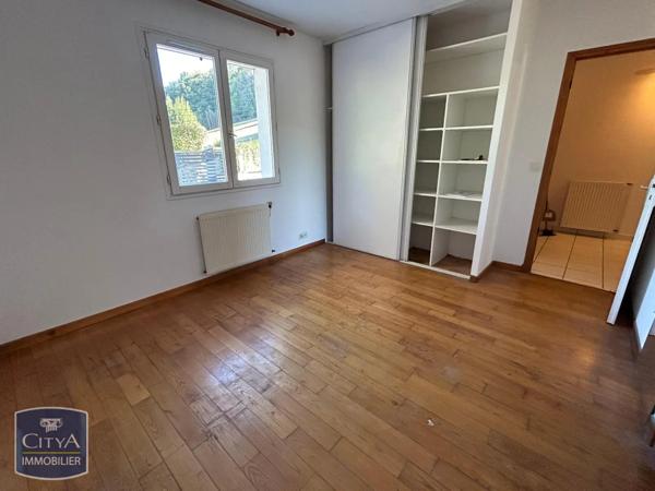 Maison à louer 6 pièces 154.9m²