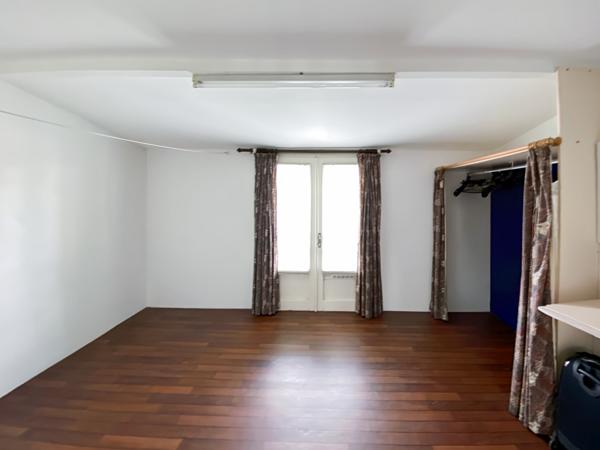 Maison 9 pièces - 223 m²