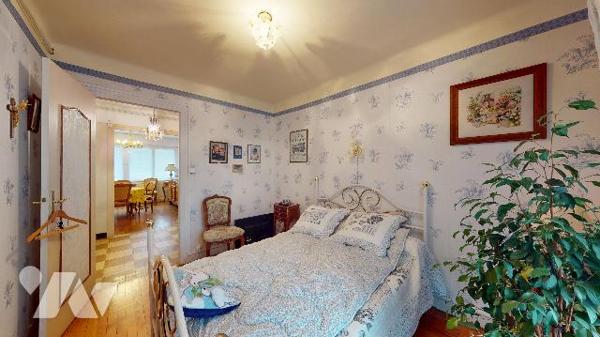 Aix-les-Bains – Centre-ville – Grand T3 avec balcons, terrasse, cave