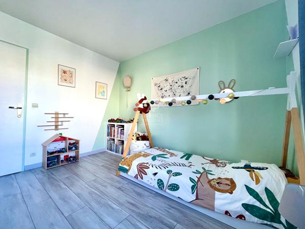 Maison CONFLANS STE HONORINE - 5 pièce(s) - 84 m2 349 000 € **  - Référence  7494