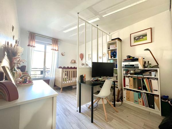 Maison CONFLANS STE HONORINE - 5 pièce(s) - 84 m2 349 000 € **  - Référence  7494