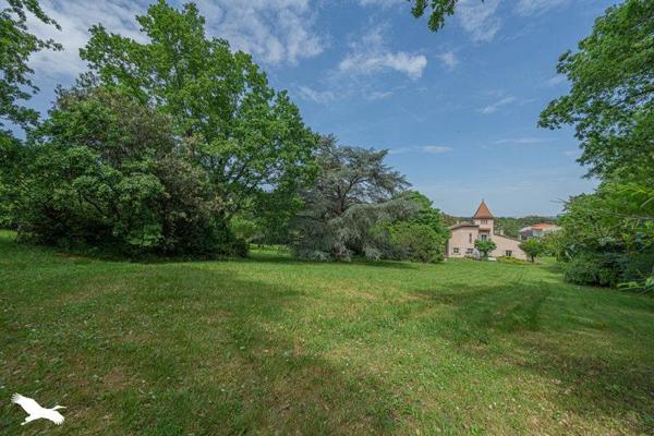 Maison à vendre 730 800 € Cornebarrieu 6 p 300 m² DPE E