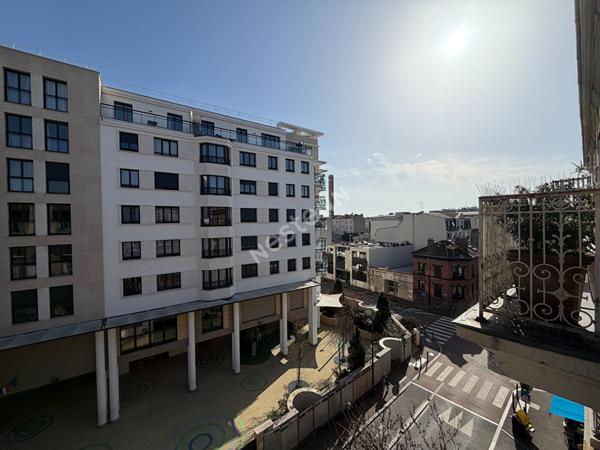 Appartement Suresnes 2 pièces de 44 m² avec cave