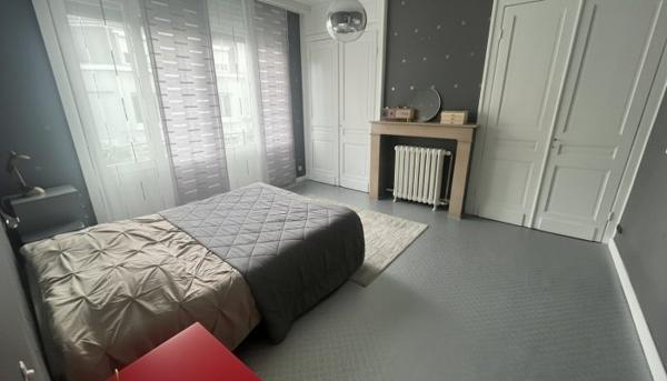 Maison de caractère – Hazebrouck centre – 168 m² – À 100 m de la gare