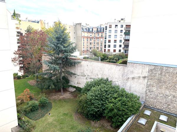 Appartement Paris 2 pièce(s) 48.79 m2