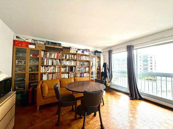 Appartement Paris 2 pièce(s) 48.79 m2