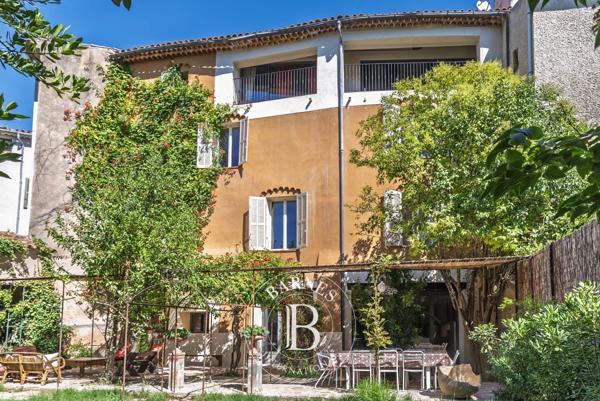 Pignans, Hôtel particulier 9 Chambres -  500 m² à vendre